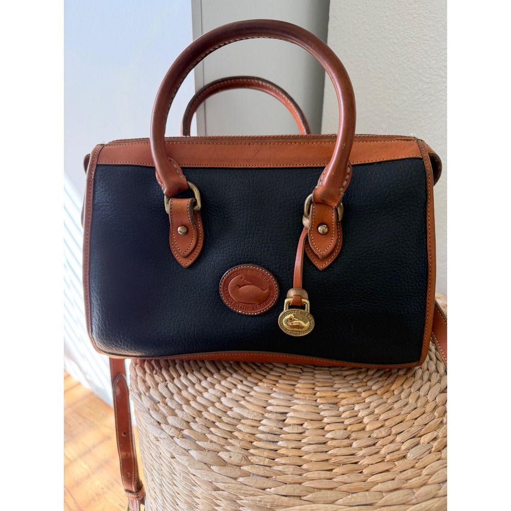 Vintage Dooney & Bourke All Weather Leather Doctor Satchel Bag Black R28 USA